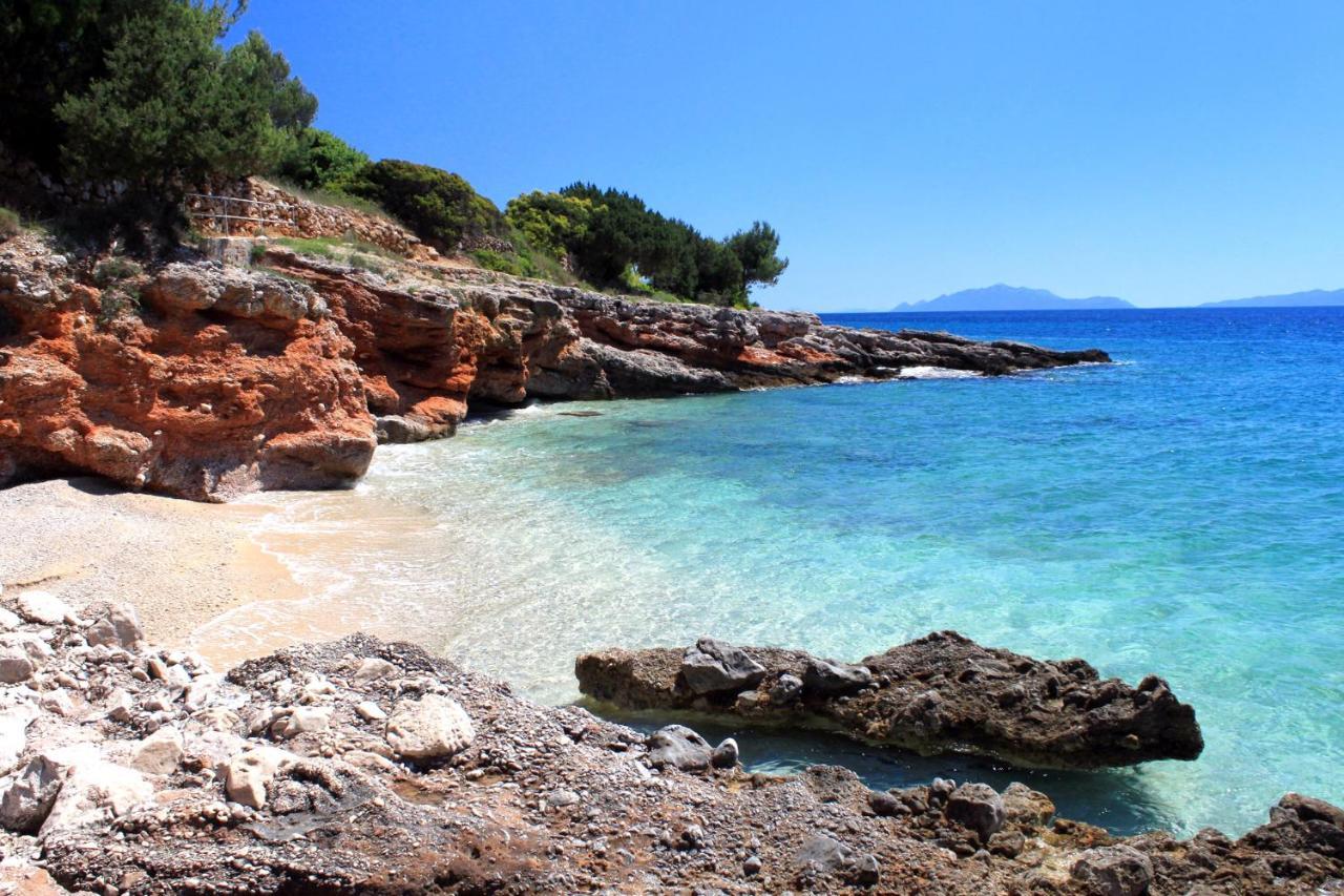 Apartments By The Sea Zavala, Hvar - 553 ييلسا المظهر الخارجي الصورة
