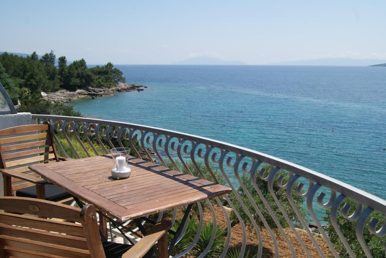 Apartments By The Sea Zavala, Hvar - 553 ييلسا المظهر الخارجي الصورة